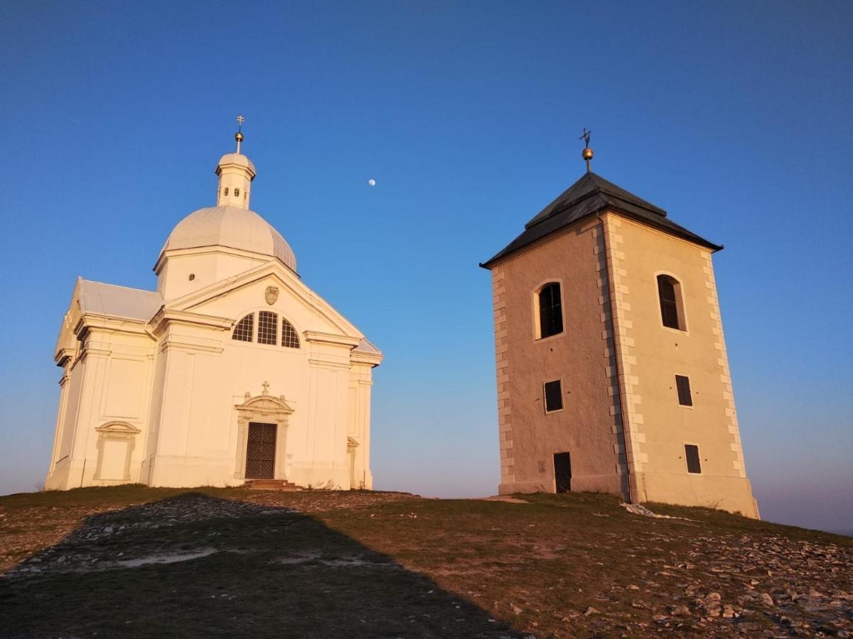 Appartement Le Miracle Rezidence Speicher Mikulov Buitenkant foto