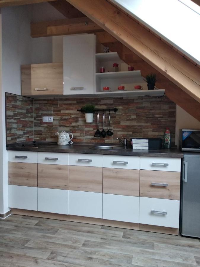 Appartement Le Miracle Rezidence Speicher Mikulov Buitenkant foto